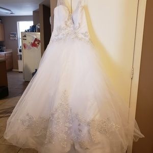 Wedding dress